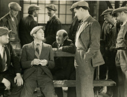 Photo Albert Préjean  ,Pierre Laurel,Hubert Prélier Dans Paquebot Tenacity De Julien Duvivier - Foto's