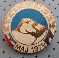 Yugoslav Expedition Mount EVEREST 1979 Alpinism Mountaineering Slovenia Ex Yugoslavia Pin - Alpinism, Mountaineering