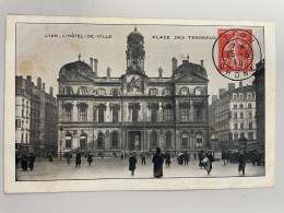 CPA - 69 - LYON - Place Des Terreaux - Hôtel De Ville - Entier Postal 5c Orange Cachet 1910 Parfait - Très Beau Et Net - Lyon 9