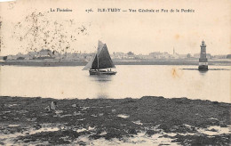 Ile Tudy         29      Vue Générale Et Feu (phare) De La Perdrix          (voir Scan) - Ile Tudy