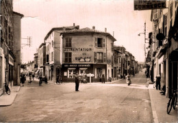 J1604 - Le PÉAGE De ROUSSILLON - D38 - Le Centre - Les DOCKS LYONNAIS - Carte Semi Moderne - Roussillon