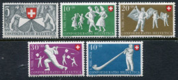 SWITZERLAND 1951 Pro Patria LHM / *.. Michel 555-59 - Unused Stamps