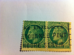 YT 675 Bloc 2 Timbres Oblitérés - 1945-47 Ceres (Mazelin)