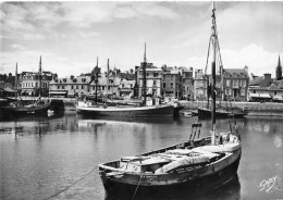 Paimpol * Vue Sur Le Quai Pierre Loti * Bateaux - Paimpol