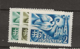 1942 MNH Slovakia Mi 102-04 Postfris** - Nuovi