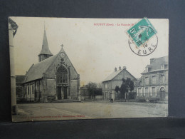 CPA - Routot - La Place De L'Eglise - Routot