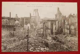 CPA -  Cambrai -(Nord) - Les Maisons De La Grand'Place Vues Du Haut De La Mairie - Cambrai