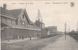 MENEN  INTERIE DE LA GARE - Menen