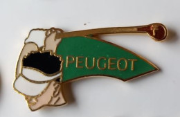 YY43 Pin's GOLF PEUGEOT Qualité EGF Signé Démons Et Merveilles Achat Immédiat - Golf