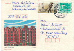 Ganzsache Rostock Fünf-Giebelhaus Mit Zufrankierung Eulenspiegel-Brunnen - Wittenberg Lutherstadt - Postales - Usados