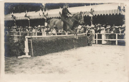 Poitiers * Carte Photo Photographe Raymond * Concours Hippique , Saut D'obstacles / Jockey , Hippisme * Cheval Chevaux - Poitiers