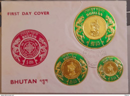 BHUTAN 1975 Gold Coin Stamps 3v Official FDC, Ex Rare, As Per Scan - Oddities On Stamps