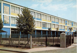 Villeneuve St Georges * école St Exupéry * Groupe Scolaire - Villeneuve Saint Georges