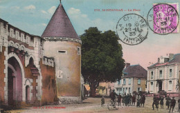 Montgivray * La Place De La Commune * Villageois - Sonstige & Ohne Zuordnung
