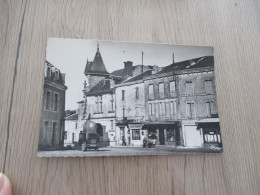 CPSM PF 24 Dordogne Piégut Hôtel De Ville Et Rue Des Alliés - Sonstige & Ohne Zuordnung