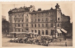 AK - NÖ - St. Pölten - Oldtimer Und Postbus Vor Dem Hotel Bahnhof - 1940 - St. Pölten