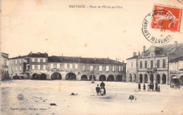 FRANCE - 32 - MAUVEZIN - Place De L'Hôtel De Ville - Editeur Simorre - Carte Postale Ancienne - Andere & Zonder Classificatie