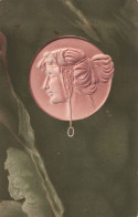 Illustrateur - Portrait De Femme Rose Sur Fond Vert - Style Art Nouveau En Relief  - Carte Postale Ancienne - - Ohne Zuordnung