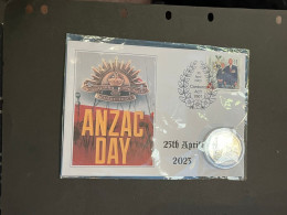 (1 Q 44) ANZAC Day 2023 Cover + 50cents Coin End Of WW II (military) - 50 Cents