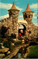 Canada Edmonton Storyland Valley Children's Zoo Entance Gate And Moat - Edmonton