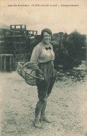 Châtelaillon Plage * Une Pêcheuse D'huîtres * Les Boucholeurs * Ostréiculture - Châtelaillon-Plage