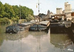 Nogent Sur Seine Le Port  Péniche - Loutre - Pitteville Brugge - Péniches