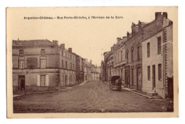 (79) 206, Argenton-Château, Aymard, Rue Porte-Virèche, à L'Arrivée De La Gare, Hotel Du Lion D'Or Chouteau - Argenton Chateau
