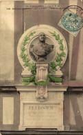 N°10777 -cpa Maromme -buste Du Maréchal Pélissier- - Maromme