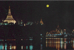 Night Scene Of Shwedagon And Karaweik Hall Rangoon Burma - Myanmar (Burma)