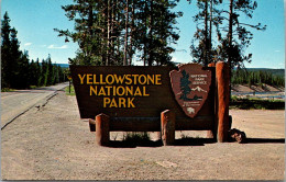 Yellowstone National Park Welcome Sign - USA National Parks