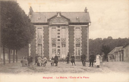 Margival * école , Place Et Mairie Du Village * Villageois Enfants - Other & Unclassified