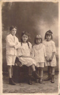 ENFANTS - Groupe De 2 Garçons Et 2 Filles - Photgraphie - Carte Postale Ancienne - Autres & Non Classés