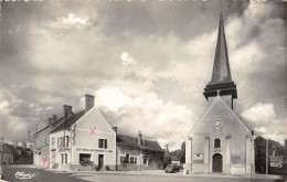 CPA 45 LIGNY LE RIBAULT PLACE DE L'EGLISE - Autres & Non Classés