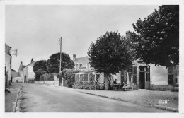 CPA 45 SAINT DENIS EN VAL CAFE DES TILLEULS - Autres & Non Classés