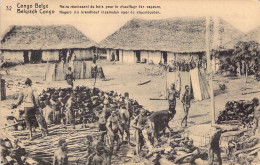 CONGO - Noirs Réunissant Du Bois Pour Le Chauffage Des Vapeurs - Carte Postale Ancienne - Andere & Zonder Classificatie