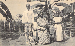 CONGO - Moanda Et Ses Environs - Famille Chrétienne - Carte Postale Ancienne - Sonstige & Ohne Zuordnung