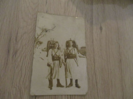 Carte Photo Militaire Militaria Guerre14/18 Oran Algérie 17/4/1914  Zouave? Tirailleurs? 1 Coin Manquant - War 1914-18