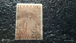 YUNANİSTAN--1940-50--        50DR    .   VERGİ PULLARI            USED - Revenue Stamps