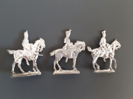 Petits Soldats Plats En étain  3,5 Cm Chasseur Et Hussards Premier  Empire  & - Zinnsoldaten