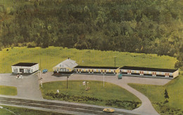 Henrys Motel & Restaurant, 12 Miles West Of Moncton On Trans-Can-Highway - Autres & Non Classés