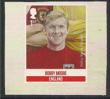 GB 2013 QE2 1st Football Heroes Bobby Moore S/A Ex DY7 Umm SG 3483 ( J746 ) - Unused Stamps