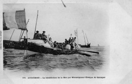 Delcampe - AUDIERNE - La Bénédiction De La Mer Par Monseigneur L'Evêque De Quimper - Audierne
