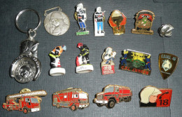 Lot Sapeurs-Pompiers, Pompier, Pin's, Fèves, Médaille, Jeton - Pompieri