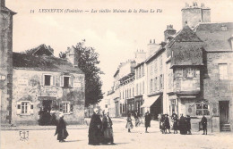 FRANCE - 29 - LESNEVEN - Les Vieilles Maisons De La Place Le Flô - Carte Postale Ancienne - Lesneven