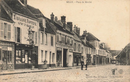 Milly * La Place Du Marché * Librairie Papeterie * Graineterie Du Centre - Milly La Foret