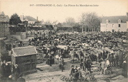 Guérande * La Place Du Marché Au Bois * Bascule Poids Public * Foire Aux Bestiaux * Villageois - Guérande