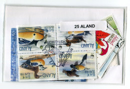 Offer   Lot Stamp - Paqueteria -  Aland 25 Sellos Diferentes  (Mixed Condition - Vrac (max 999 Timbres)