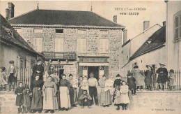 Neuilly En Donjon * Hôtel GACON * Commerce * Villageois Enfants - Autres & Non Classés