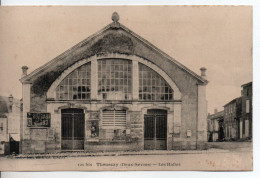 Carte Postale Ancienne Thénezay - Les Halles - Thenezay