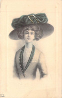 FANTAISIE - FEMMES - Femme Porte Un Grand Chapeau - Cheveux Ondulés  - Carte Postale Ancienne - Femmes